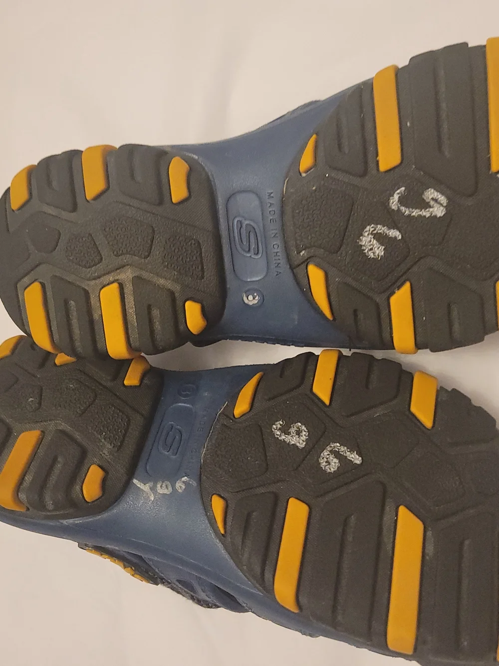 Skechers kids water
